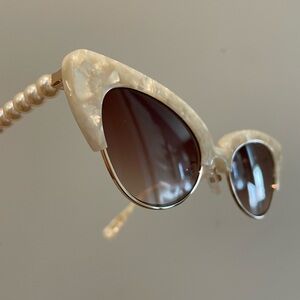 LELE SADOUGHI MOTHER-OF-PEARL NASHVILLE CATEYE SUNGLASSES